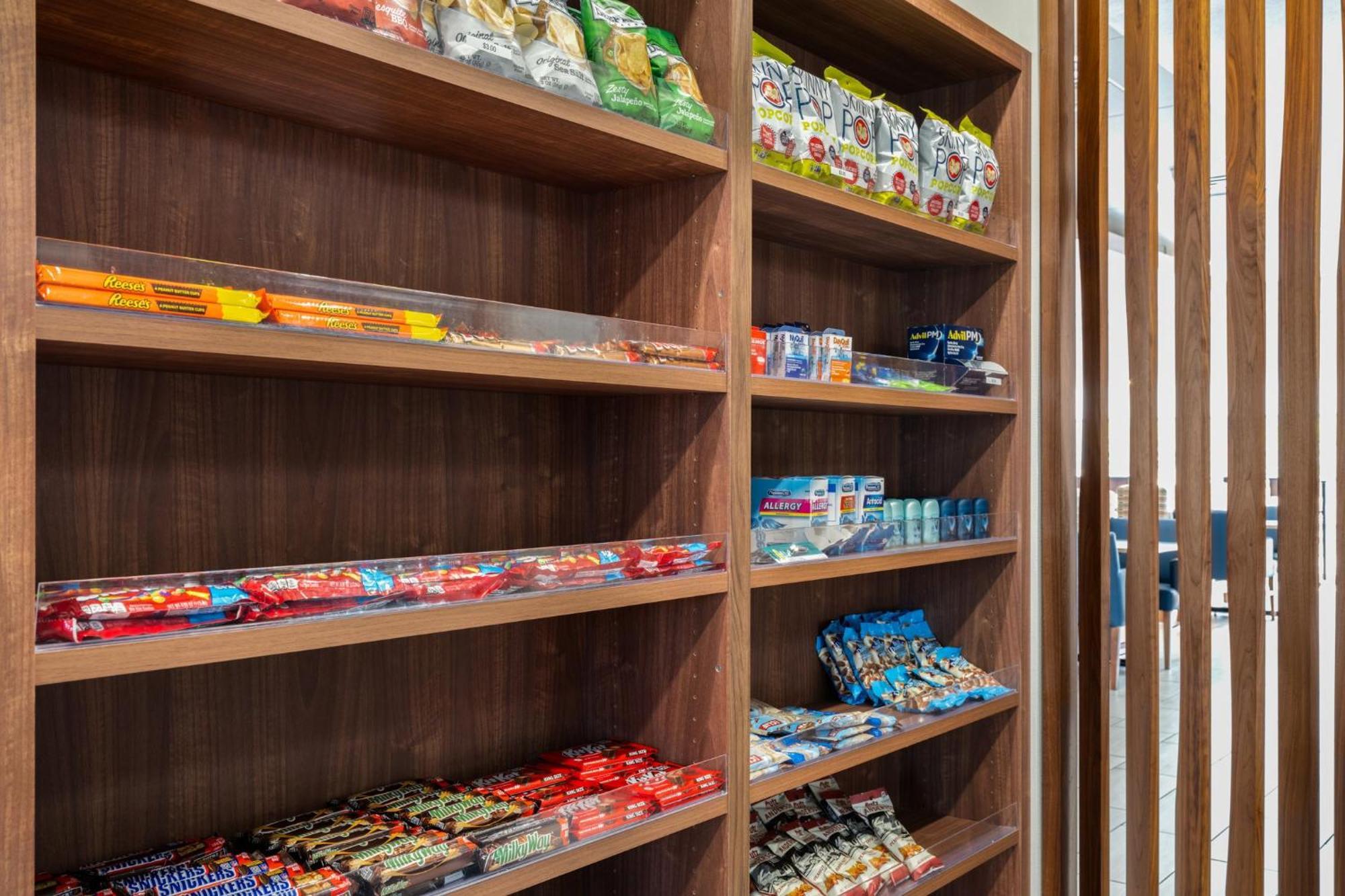 Holiday Inn Express & Suites - Madison West - Middleton By Ihg Eksteriør bilde