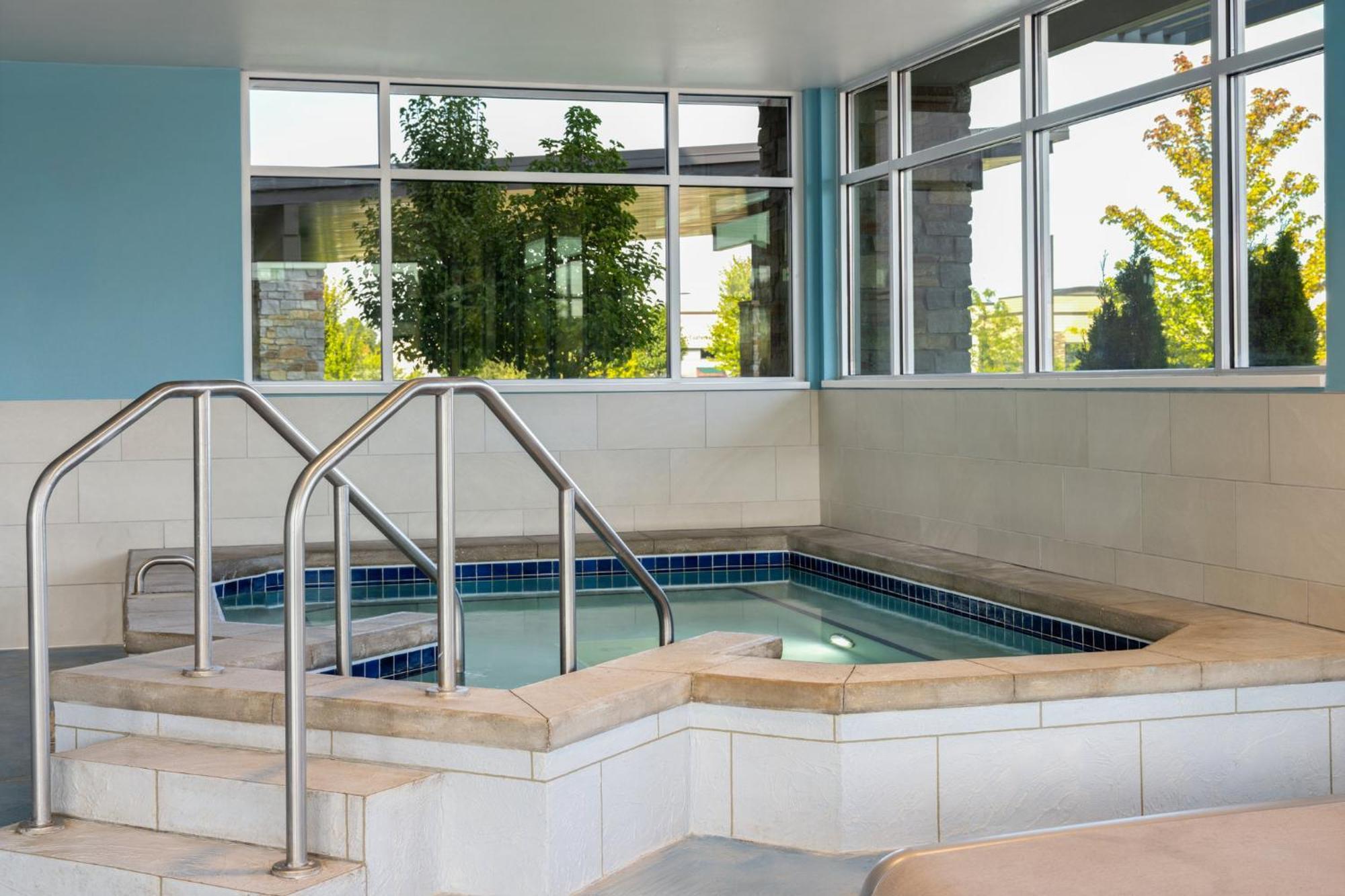Holiday Inn Express & Suites - Madison West - Middleton By Ihg Eksteriør bilde
